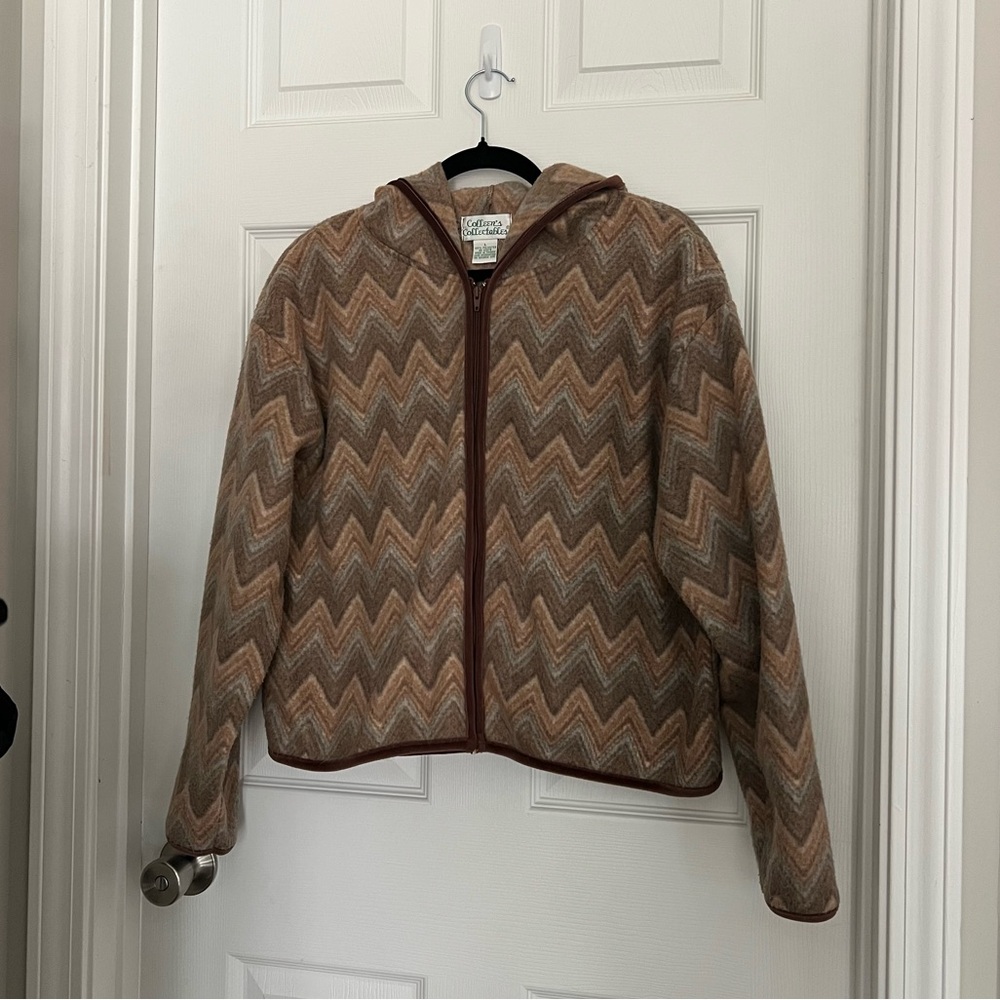 Zig Zag Print Zip Up Hoodie | Size L